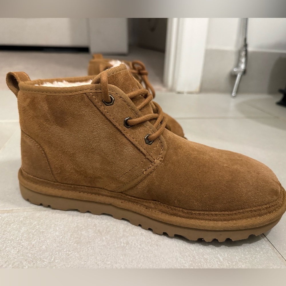 UGG Women’s Neumel Suede Chukka Boot